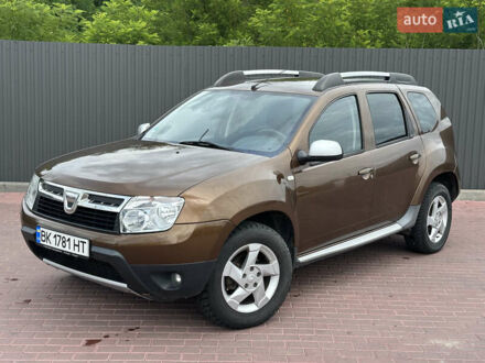 Дачия Duster 2012 в Сарнах на Automoto.ua Коричневый Дачия Duster, объемом двигателя 1.6 л и пробегом 266 тыс. км за 7500 $, фото 1 на Automoto.ua