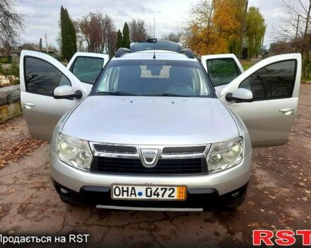 Дачия Duster, объемом двигателя 1.5 л и пробегом 184 тыс. км за 8100 $, фото 1 на Automoto.ua