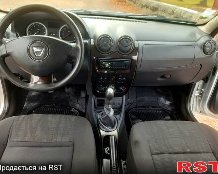 Дачия Duster, объемом двигателя 1.5 л и пробегом 184 тыс. км за 8100 $, фото 10 на Automoto.ua