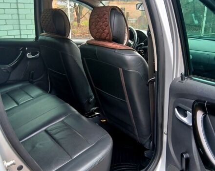 Дачия Duster, объемом двигателя 1.5 л и пробегом 130 тыс. км за 9000 $, фото 6 на Automoto.ua