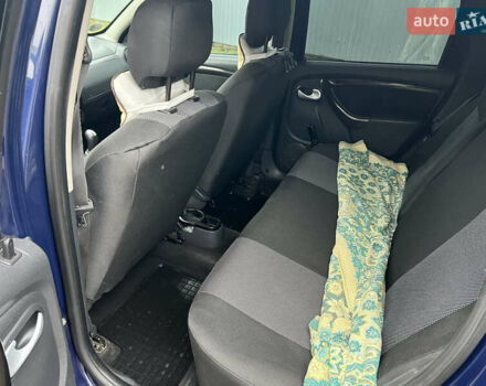 Дачія Duster, об'ємом двигуна 1.6 л та пробігом 292 тис. км за 6900 $, фото 10 на Automoto.ua