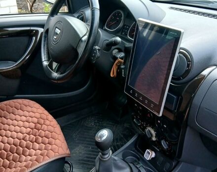 Дачия Duster, объемом двигателя 1.5 л и пробегом 130 тыс. км за 9000 $, фото 9 на Automoto.ua