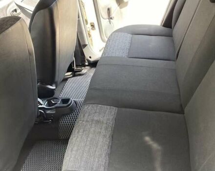 Дачия Duster, объемом двигателя 1.6 л и пробегом 259 тыс. км за 7400 $, фото 7 на Automoto.ua