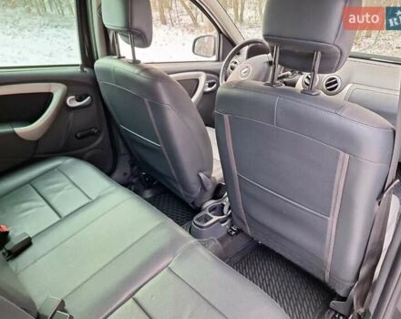 Дачия Duster, объемом двигателя 1.5 л и пробегом 173 тыс. км за 7150 $, фото 21 на Automoto.ua