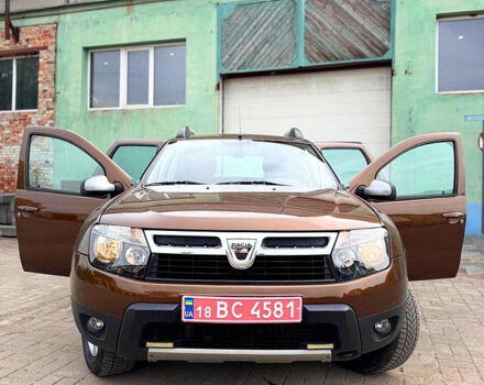 Дачия Duster, объемом двигателя 1.6 л и пробегом 193 тыс. км за 9100 $, фото 1 на Automoto.ua