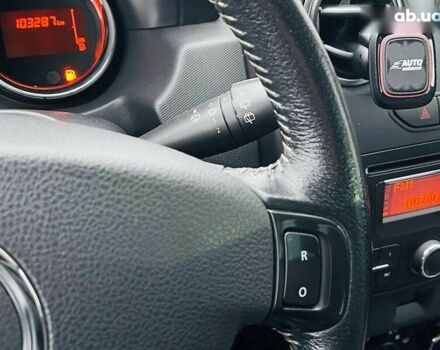 Дачия Duster, объемом двигателя 1.2 л и пробегом 103 тыс. км за 8999 $, фото 20 на Automoto.ua