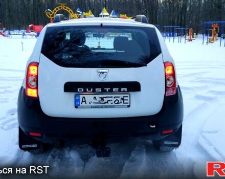 Дачия Duster, объемом двигателя 1.6 л и пробегом 108 тыс. км за 9300 $, фото 4 на Automoto.ua