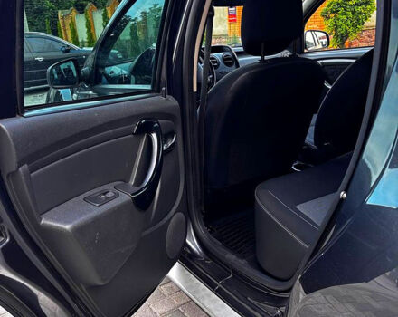 Дачия Duster, объемом двигателя 1.5 л и пробегом 196 тыс. км за 12200 $, фото 12 на Automoto.ua