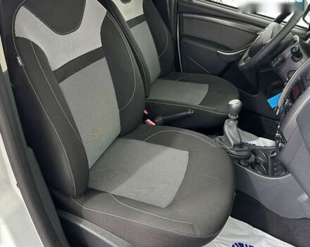 Дачия Duster, объемом двигателя 1.5 л и пробегом 198 тыс. км за 11950 $, фото 7 на Automoto.ua