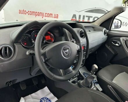 Дачия Duster, объемом двигателя 1.5 л и пробегом 198 тыс. км за 11950 $, фото 4 на Automoto.ua