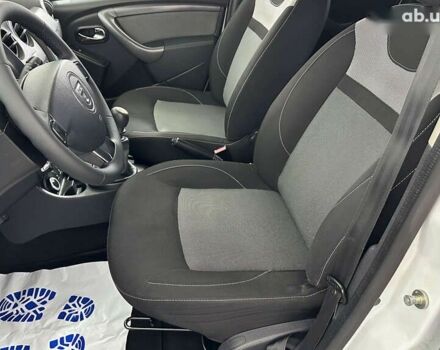 Дачия Duster, объемом двигателя 1.5 л и пробегом 198 тыс. км за 11950 $, фото 5 на Automoto.ua