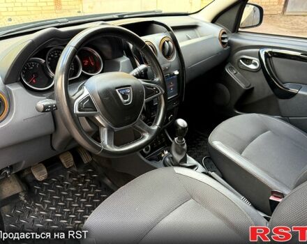 Дачія Duster, об'ємом двигуна 1.2 л та пробігом 138 тис. км за 12200 $, фото 5 на Automoto.ua