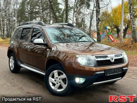 Дачия Duster, объемом двигателя 1.6 л и пробегом 146 тыс. км за 8700 $, фото 1 на Automoto.ua