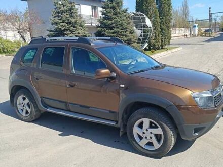 Дачия Duster, объемом двигателя 1.5 л и пробегом 430 тыс. км за 8500 $, фото 1 на Automoto.ua