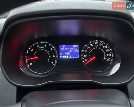 Желтый Дачия Duster, объемом двигателя 1.6 л и пробегом 165 тыс. км за 12900 $, фото 47 на Automoto.ua
