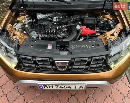 Желтый Дачия Duster, объемом двигателя 1.6 л и пробегом 165 тыс. км за 12900 $, фото 74 на Automoto.ua