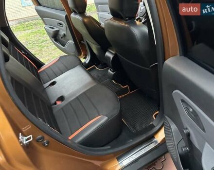 Желтый Дачия Duster, объемом двигателя 1.6 л и пробегом 165 тыс. км за 12900 $, фото 66 на Automoto.ua