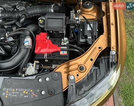 Желтый Дачия Duster, объемом двигателя 1.6 л и пробегом 165 тыс. км за 12900 $, фото 76 на Automoto.ua