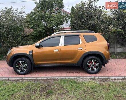 Желтый Дачия Duster, объемом двигателя 1.6 л и пробегом 165 тыс. км за 12900 $, фото 5 на Automoto.ua