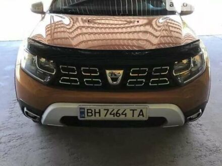 Желтый Дачия Duster, объемом двигателя 1.6 л и пробегом 87 тыс. км за 13200 $, фото 1 на Automoto.ua