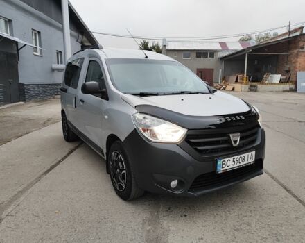Сірий Дачія Duster, об'ємом двигуна 1.6 л та пробігом 210 тис. км за 6500 $, фото 3 на Automoto.ua
