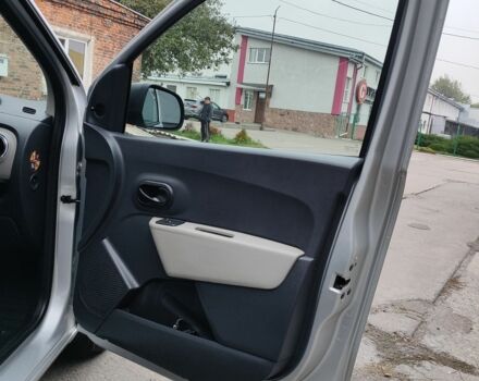 Серый Дачия Duster, объемом двигателя 1.6 л и пробегом 210 тыс. км за 6500 $, фото 14 на Automoto.ua