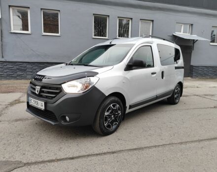 Сірий Дачія Duster, об'ємом двигуна 1.6 л та пробігом 210 тис. км за 6500 $, фото 1 на Automoto.ua