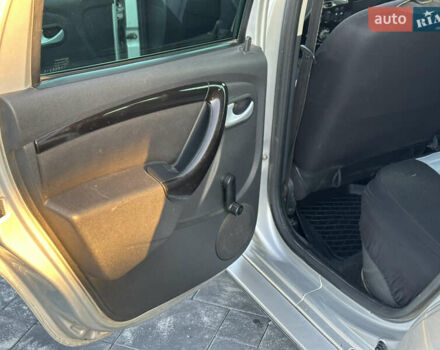 Серый Дачия Duster, объемом двигателя 1.46 л и пробегом 271 тыс. км за 7100 $, фото 13 на Automoto.ua