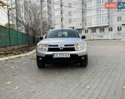 Серый Дачия Duster, объемом двигателя 1.6 л и пробегом 107 тыс. км за 7300 $, фото 1 на Automoto.ua