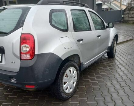 Сірий Дачія Duster, об'ємом двигуна 1.5 л та пробігом 247 тис. км за 9000 $, фото 4 на Automoto.ua