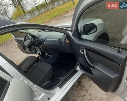 Серый Дачия Duster, объемом двигателя 0 л и пробегом 184 тыс. км за 8200 $, фото 43 на Automoto.ua