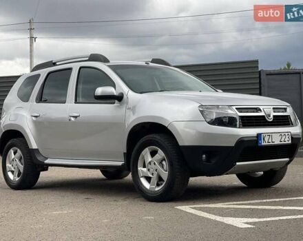 Серый Дачия Duster, объемом двигателя 1.6 л и пробегом 146 тыс. км за 8650 $, фото 4 на Automoto.ua