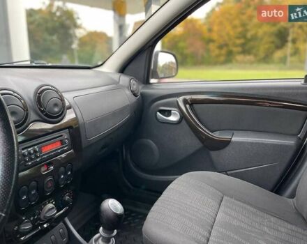Серый Дачия Duster, объемом двигателя 1.6 л и пробегом 146 тыс. км за 8650 $, фото 29 на Automoto.ua