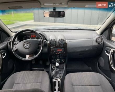 Серый Дачия Duster, объемом двигателя 1.6 л и пробегом 146 тыс. км за 8650 $, фото 28 на Automoto.ua