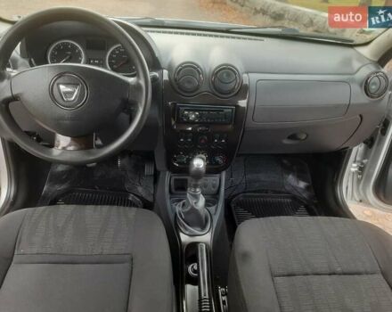 Серый Дачия Duster, объемом двигателя 0 л и пробегом 184 тыс. км за 8200 $, фото 28 на Automoto.ua