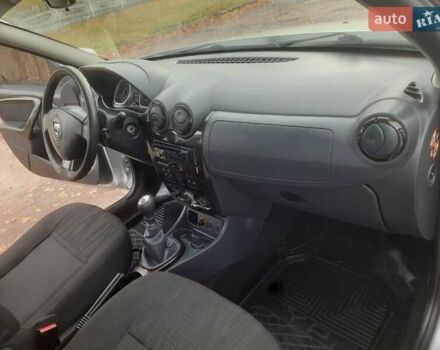 Серый Дачия Duster, объемом двигателя 0 л и пробегом 184 тыс. км за 8200 $, фото 33 на Automoto.ua