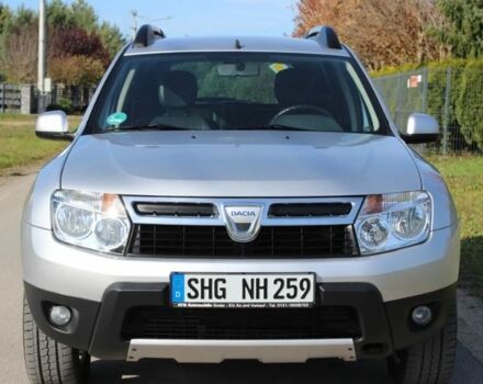 Серый Дачия Duster, объемом двигателя 1.6 л и пробегом 133 тыс. км за 5699 $, фото 1 на Automoto.ua