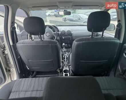 Сірий Дачія Duster, об'ємом двигуна 1.46 л та пробігом 196 тис. км за 10500 $, фото 31 на Automoto.ua