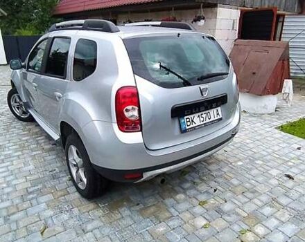 Серый Дачия Duster, объемом двигателя 1.5 л и пробегом 300 тыс. км за 8800 $, фото 5 на Automoto.ua