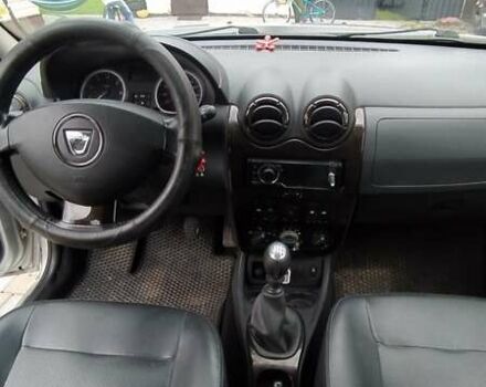 Серый Дачия Duster, объемом двигателя 1.5 л и пробегом 300 тыс. км за 8800 $, фото 8 на Automoto.ua