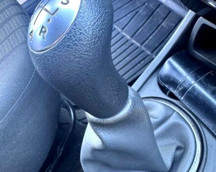 Серый Дачия Duster, объемом двигателя 1.6 л и пробегом 130 тыс. км за 7200 $, фото 3 на Automoto.ua