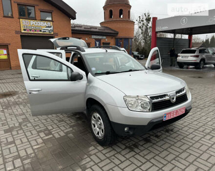 Сірий Дачія Duster, об'ємом двигуна 1.6 л та пробігом 209 тис. км за 8500 $, фото 1 на Automoto.ua