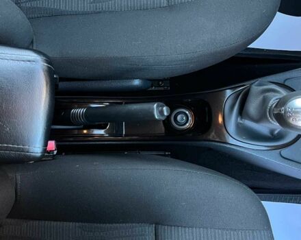 Сірий Дачія Duster, об'ємом двигуна 1.5 л та пробігом 256 тис. км за 9500 $, фото 14 на Automoto.ua