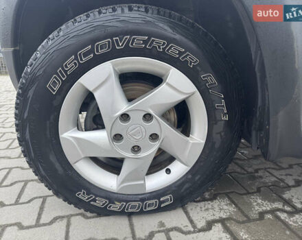 Сірий Дачія Duster, об'ємом двигуна 1.46 л та пробігом 196 тис. км за 10500 $, фото 20 на Automoto.ua