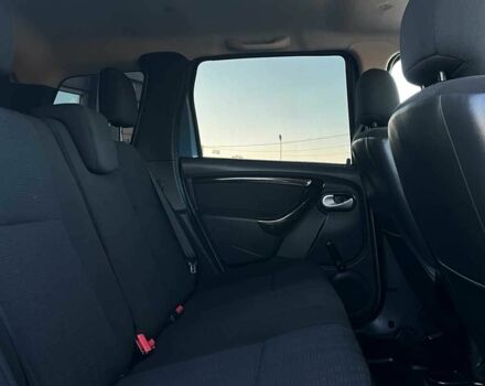 Сірий Дачія Duster, об'ємом двигуна 1.5 л та пробігом 256 тис. км за 9500 $, фото 17 на Automoto.ua