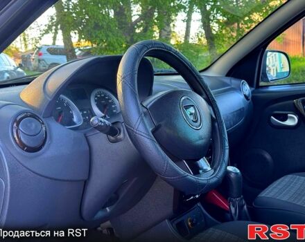 Серый Дачия Duster, объемом двигателя 1.5 л и пробегом 168 тыс. км за 8250 $, фото 5 на Automoto.ua