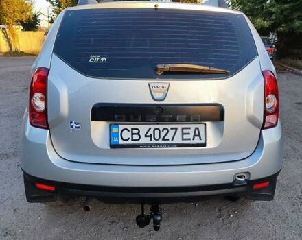 Серый Дачия Duster, объемом двигателя 1.6 л и пробегом 130 тыс. км за 8400 $, фото 4 на Automoto.ua