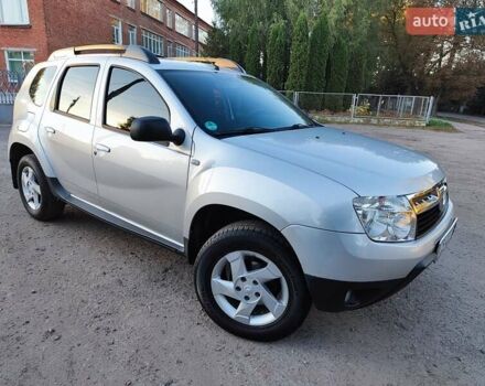 Серый Дачия Duster, объемом двигателя 1.6 л и пробегом 130 тыс. км за 8400 $, фото 5 на Automoto.ua