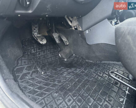 Сірий Дачія Duster, об'ємом двигуна 1.46 л та пробігом 196 тис. км за 10500 $, фото 24 на Automoto.ua