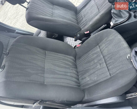 Сірий Дачія Duster, об'ємом двигуна 1.46 л та пробігом 196 тис. км за 10500 $, фото 36 на Automoto.ua